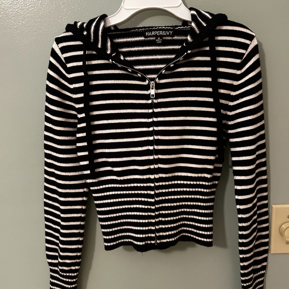 Harper & Ivy Black and White Striped Sweater Hoodie
